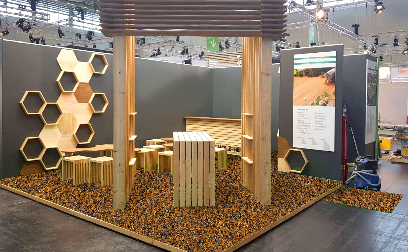 Moderner Messestand mit Korkbodenbelag, Holzmöbeln und hexagonalen Wandregalen als Produktpräsentation für nachhaltige Bodenlösungen