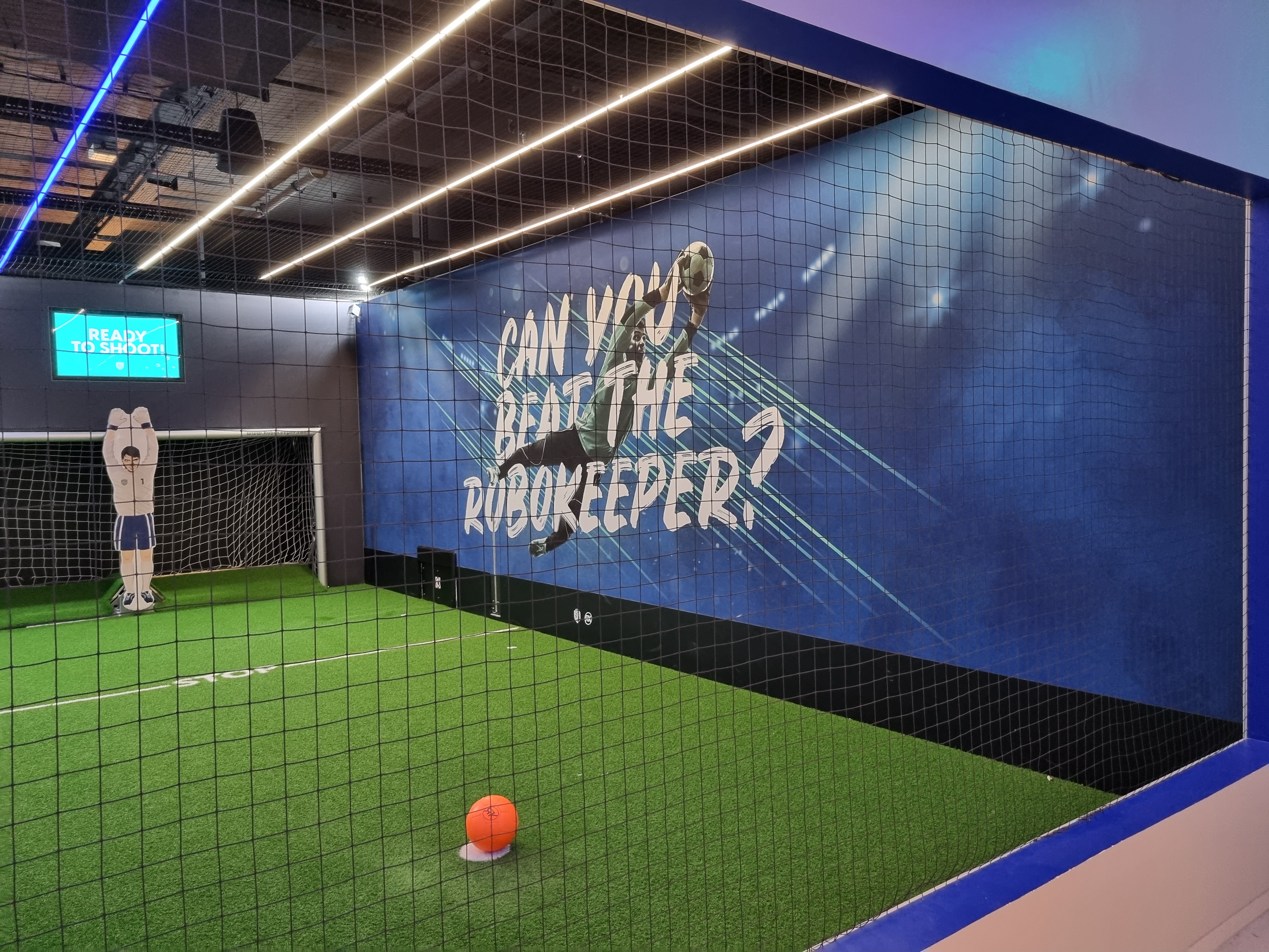 Fußballhalle Wandgestaltung